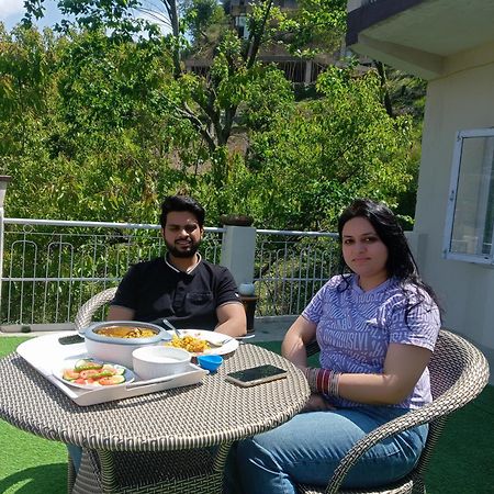 Mohija Homestay Kandaghat Luaran gambar