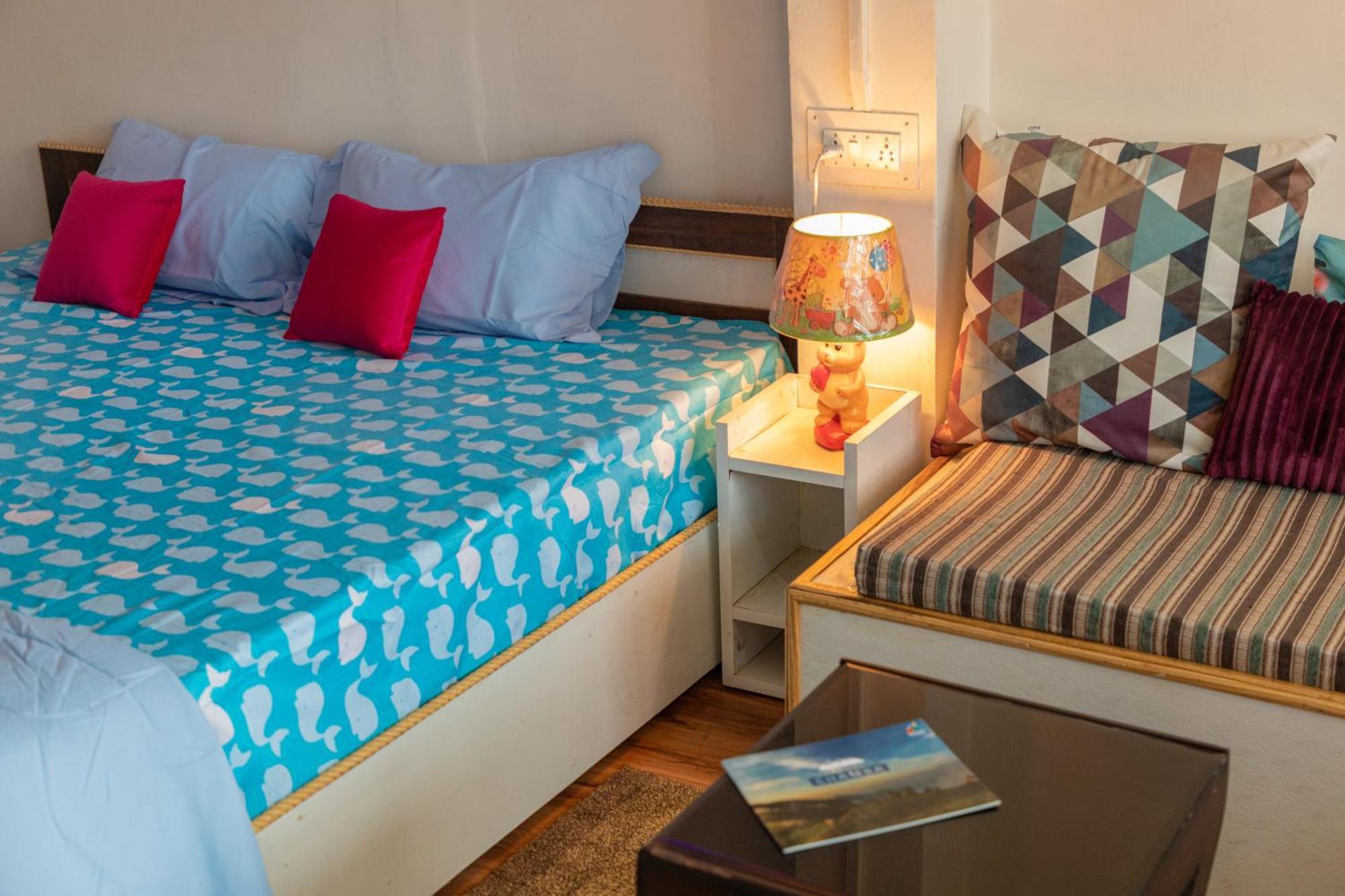 Mohija Homestay Kandaghat Luaran gambar